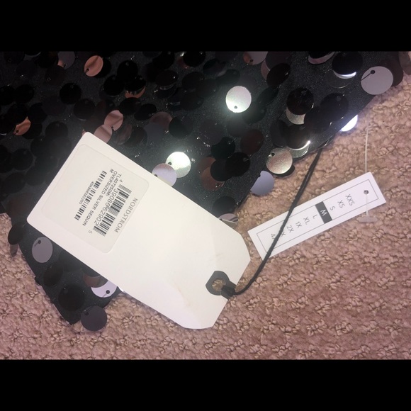 Cropped sequin top - Picture 2 of 2